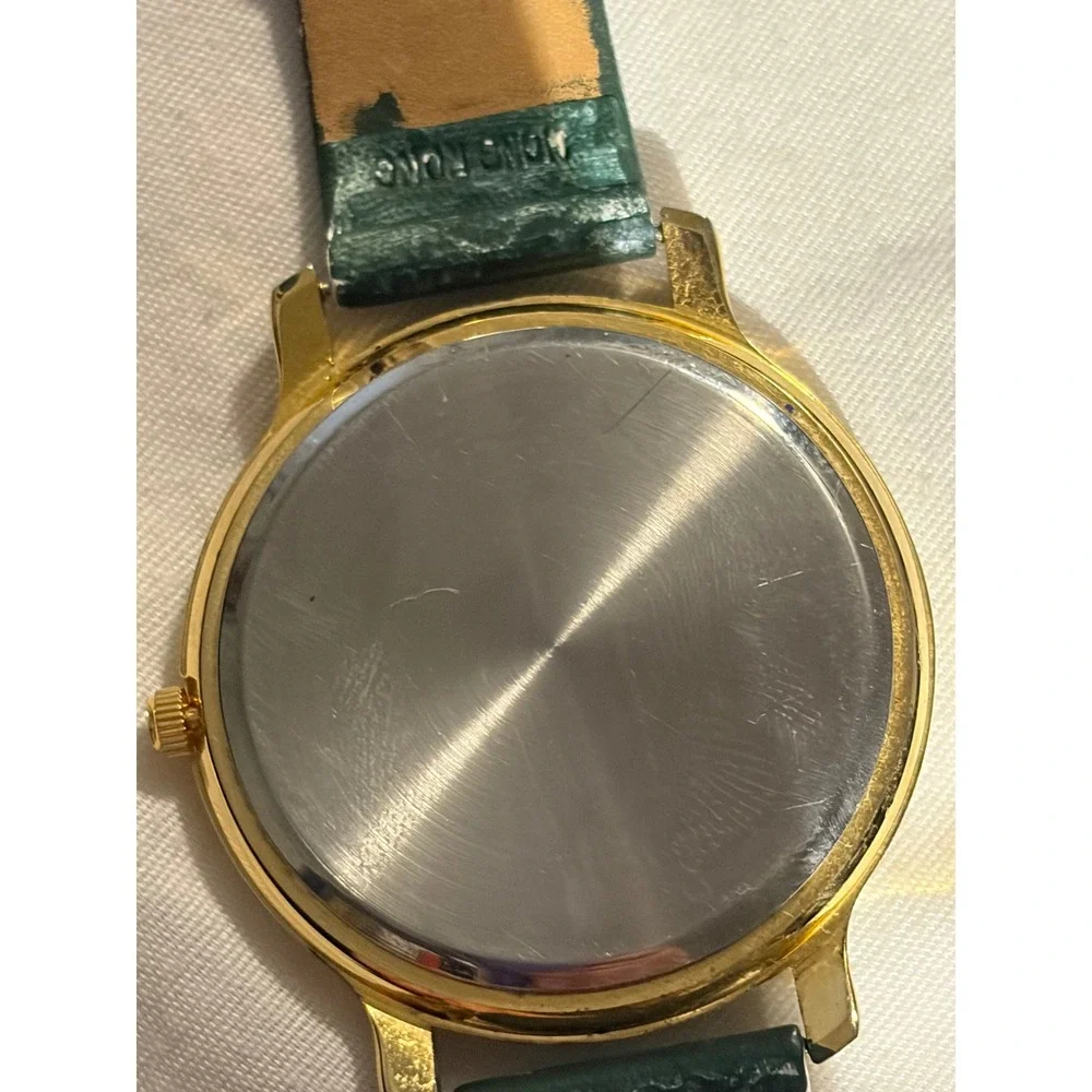 Tinum Quartz Christmas Tree Watch Gold Tone Green Leather Strap Holiday‎